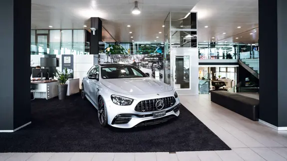 Bern Personenwagen Standort Showroom 06 2280X1283 Bern Personenwagen Standort Showroom 06 2280X1283