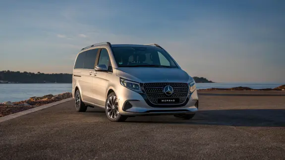 Mercedes V Klasse kraftvoll gezeichnete Stossfänger - Merbag Mercedes V Klasse kraftvoll gezeichnete Stossfänger - Merbag