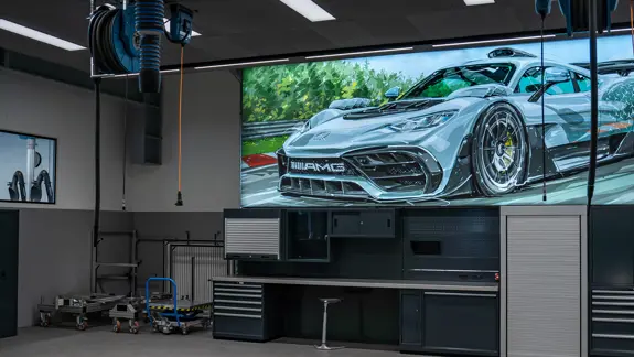 AMG Werkstatt 02 2280X1283 AMG Werkstatt 02 2280X1283