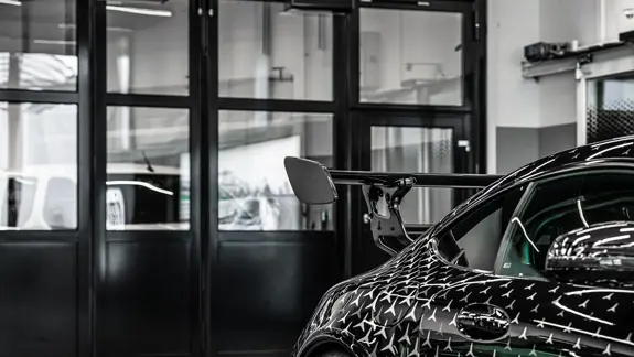 AMG Werkstatt 04 2280X1283 AMG Werkstatt 04 2280X1283