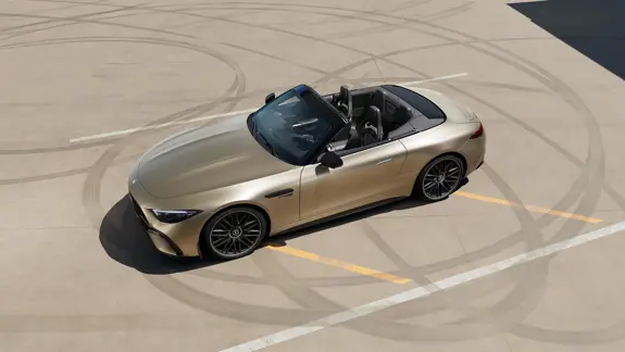 AMG SL 63 MANUFAKTUR Golden Coast 01 2280X1283 AMG SL 63 MANUFAKTUR Golden Coast 01 2280X1283